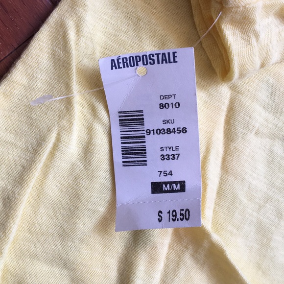 3 Aeropostale t-shirts - Picture 4 of 8